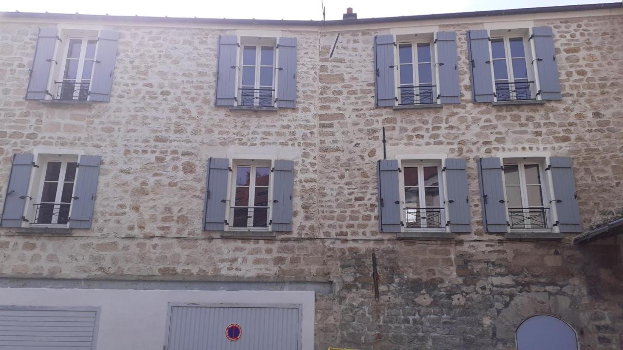 Chez Ma Petite Reine 1 Apartment Pontoise Exterior photo