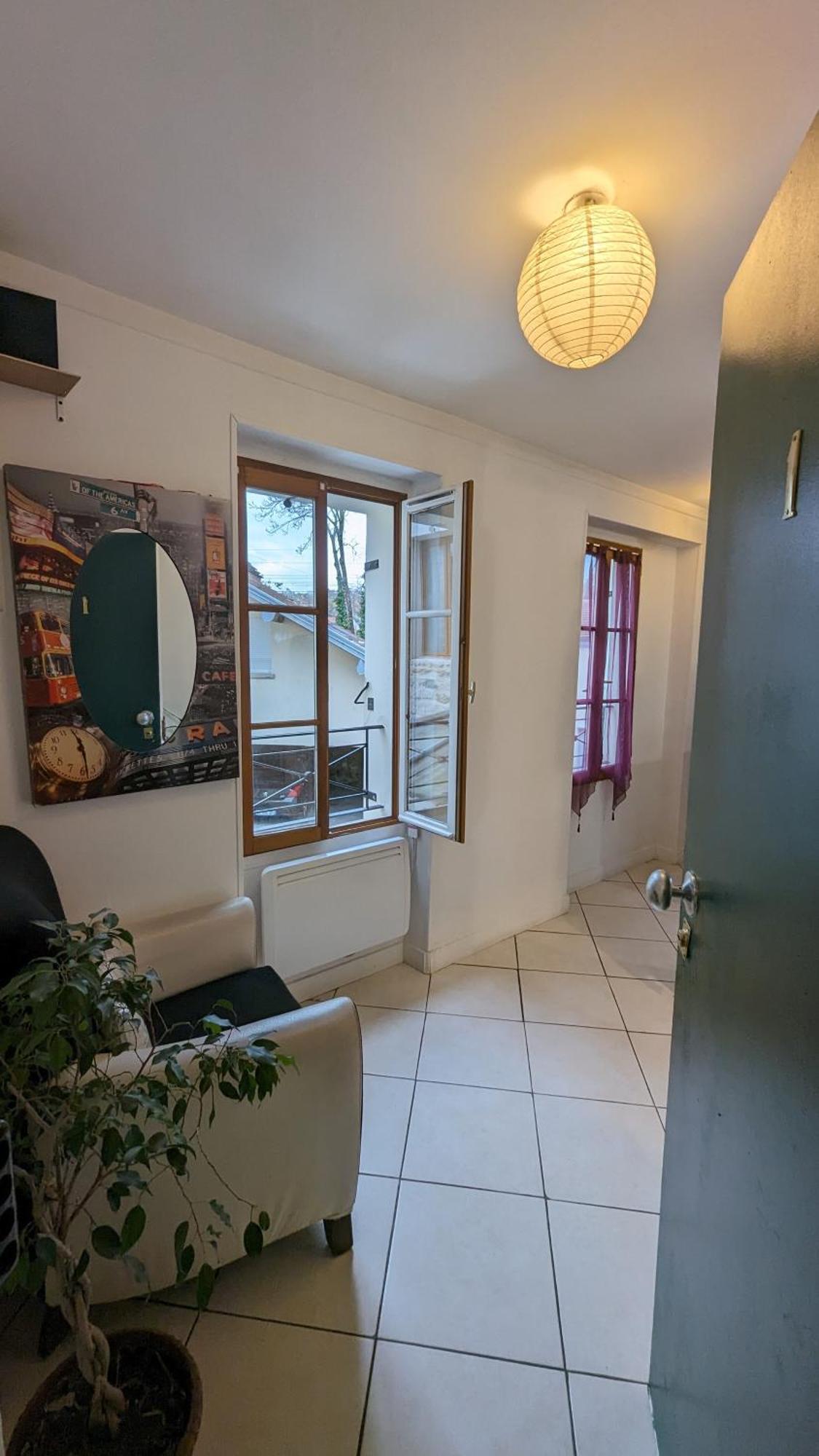 Chez Ma Petite Reine 1 Apartment Pontoise Exterior photo